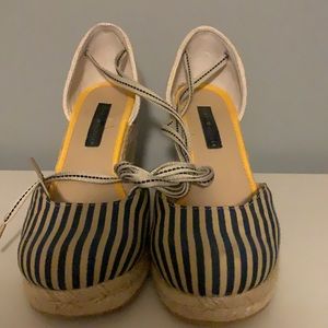 Tommy Hilfiger wedges for sale size 6